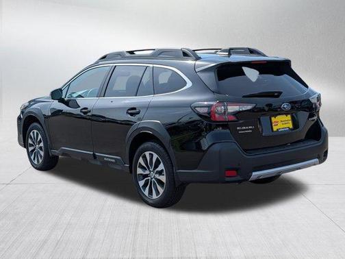 Crystal Black Silica 2025 Subaru Outback Limited