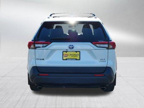 2022 Toyota RAV4 Hybrid XLE Premium