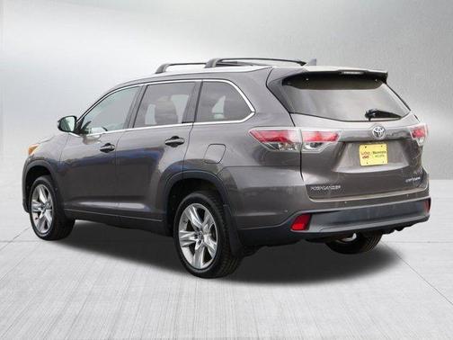 2016 Toyota Highlander Limited Platinum
