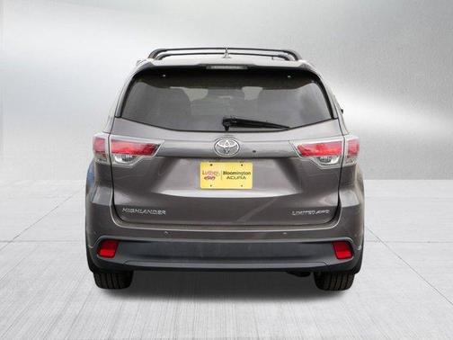 2016 Toyota Highlander Limited Platinum