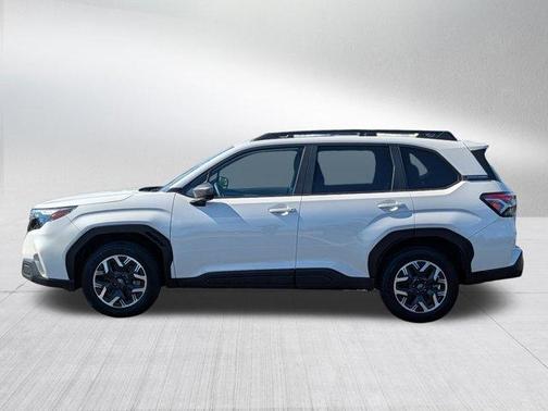 Crystal White Pearl 2025 Subaru Forester Premium