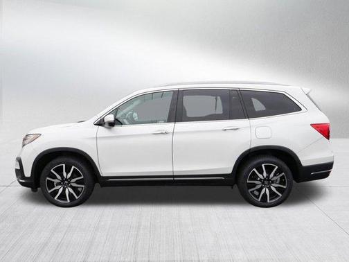 2022 Honda Pilot Touring 7-Passenger