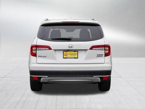 2022 Honda Pilot Touring 7-Passenger