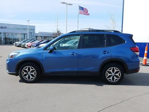 Horizon Blue Pearl 2019 Subaru Forester Premium