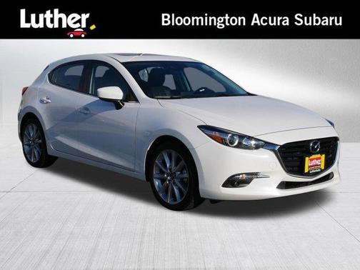 Snowflake White Pearl Metallic 2017 Mazda Mazda3 Grand Touring