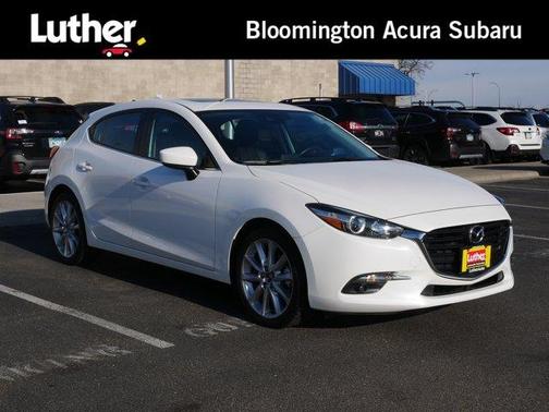 Snowflake White Pearl Metallic 2017 Mazda Mazda3 Grand Touring