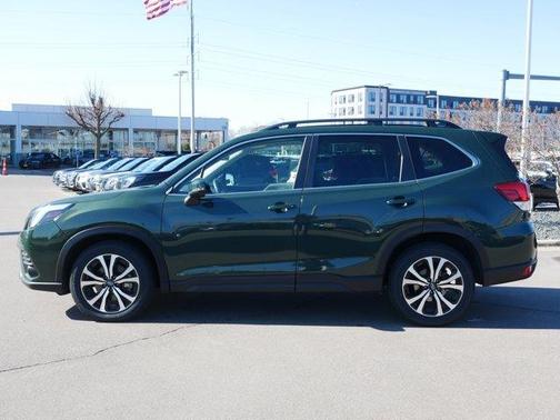Cascade Green Silica 2023 Subaru Forester Limited