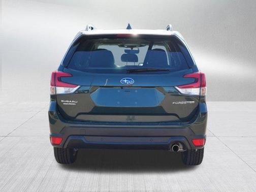 Cascade Green Silica 2023 Subaru Forester Limited