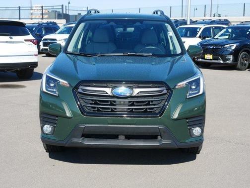 Cascade Green Silica 2023 Subaru Forester Limited