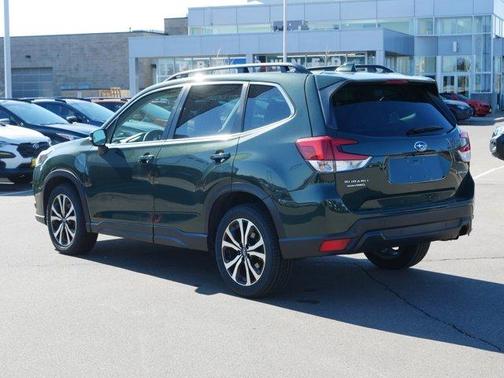 Cascade Green Silica 2023 Subaru Forester Limited