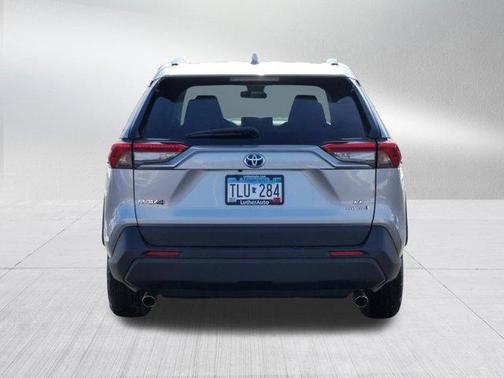 2022 Toyota RAV4 Hybrid LE