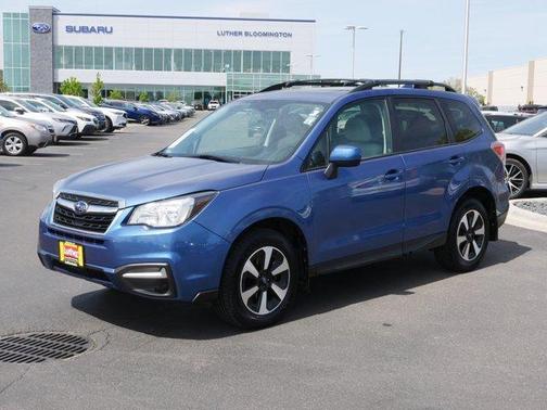 Quartz Blue Pearl 2017 Subaru Forester 2.5i Premium