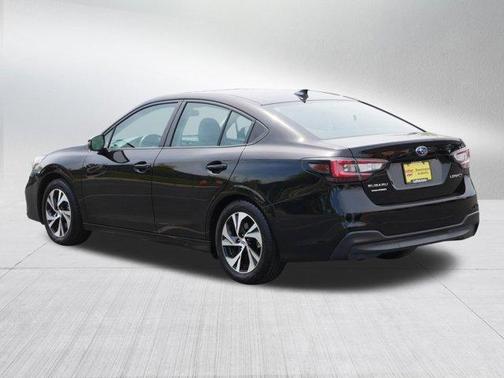 Crystal Black Silica 2025 Subaru Legacy Premium