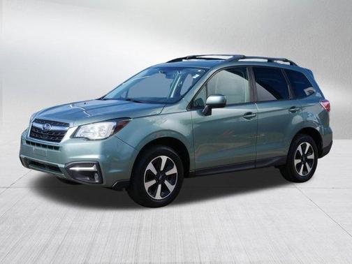 Jasmine Green Metallic 2018 Subaru Forester 2.5i Premium