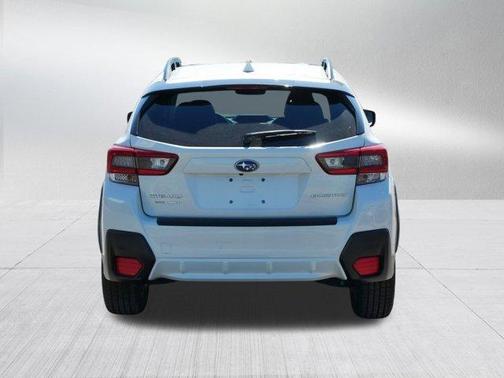 Crystal White Pearl 2022 Subaru Crosstrek Premium