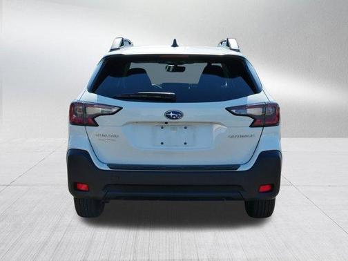Crystal White Pearl 2024 Subaru Outback Premium
