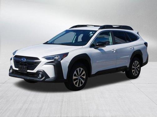 Crystal White Pearl 2024 Subaru Outback Premium