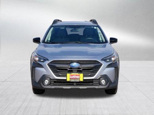 Ice Silver Metallic 2023 Subaru Outback Premium