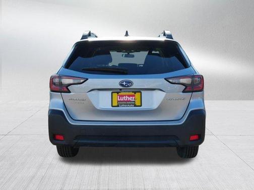 Ice Silver Metallic 2023 Subaru Outback Premium