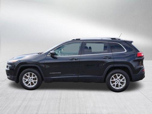 Brilliant Black Crystal Pearlcoat 2015 Jeep Cherokee Latitude