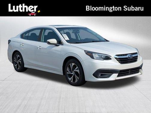 Crystal White Pearl 2022 Subaru Legacy Premium