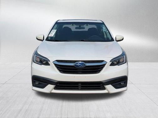 Crystal White Pearl 2022 Subaru Legacy Premium