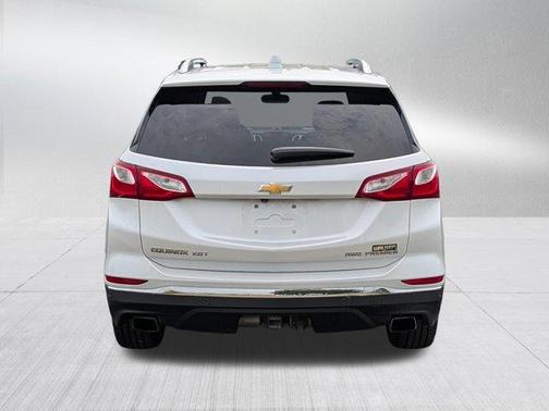 Iridescent Pearl Tricoat 2019 Chevrolet Equinox Premier w/2LZ