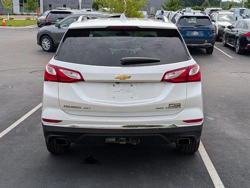 Iridescent Pearl Tricoat 2019 Chevrolet Equinox Premier w/2LZ