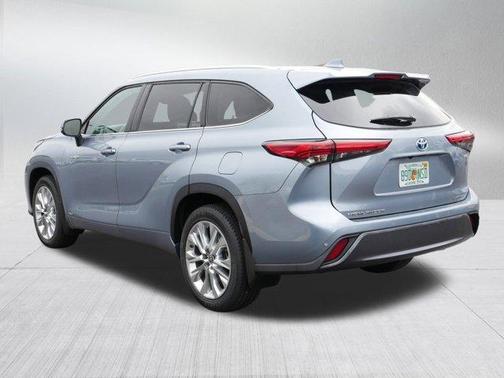 2021 Toyota Highlander Hybrid Limited