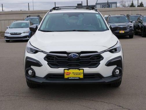 Crystal White Pearl 2025 Subaru Crosstrek Limited