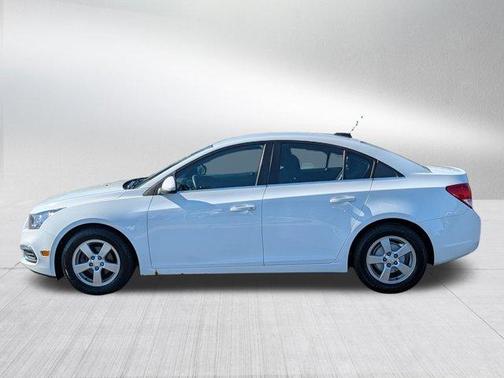 Summit White 2015 Chevrolet Cruze 1LT