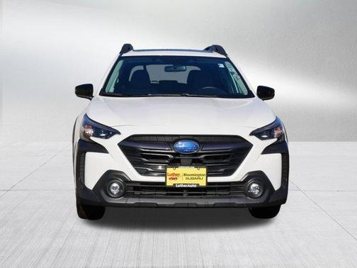 Crystal White Pearl 2025 Subaru Outback Premium