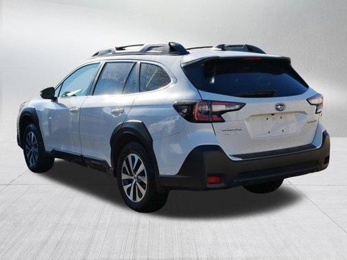 Crystal White Pearl 2025 Subaru Outback Premium