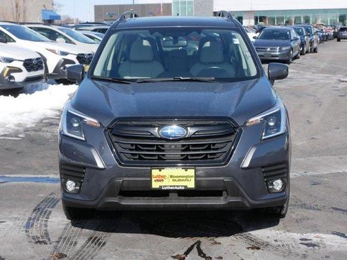 2024 Subaru Forester Premium