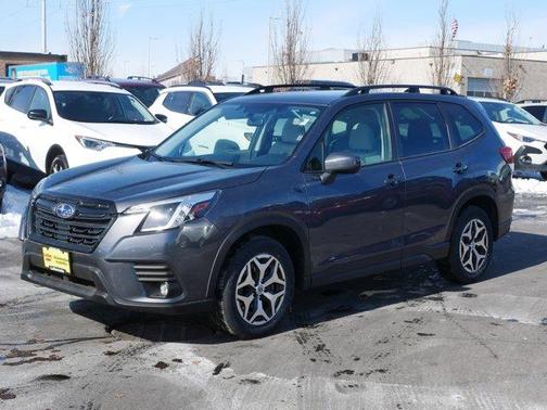 2024 Subaru Forester Premium