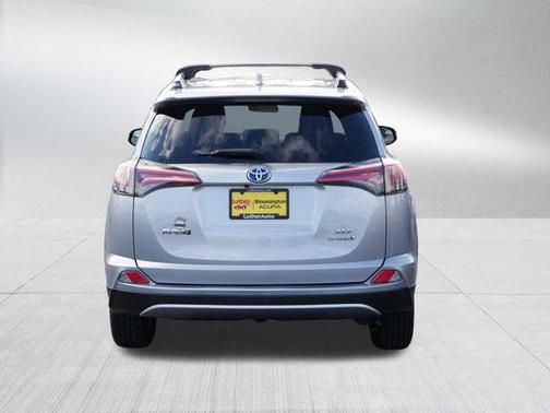 2018 Toyota RAV4 Hybrid XLE