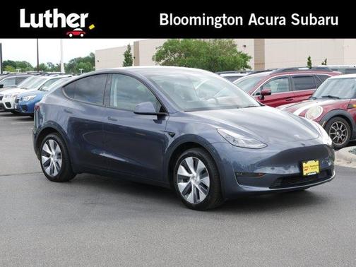 Midnight Silver Metallic 2023 Tesla Model Y Long Range