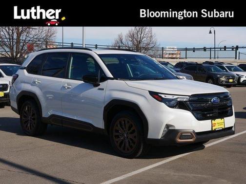 Crystal White Pearl 2025 Subaru Forester Hybrid Sport