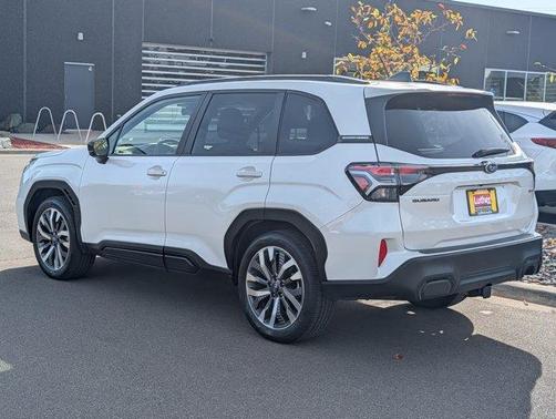 Crystal White Pearl 2025 Subaru Forester Touring