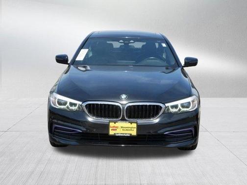 Black Sapphire Metallic 2019 BMW 530 i xDrive