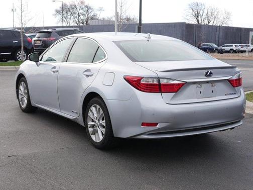 2013 Lexus ES 300h Base
