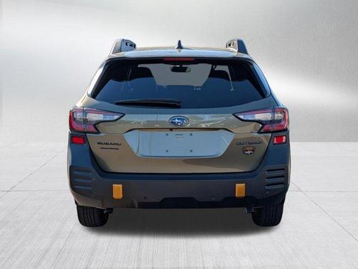Autumn Green Metallic 2024 Subaru Outback Wilderness
