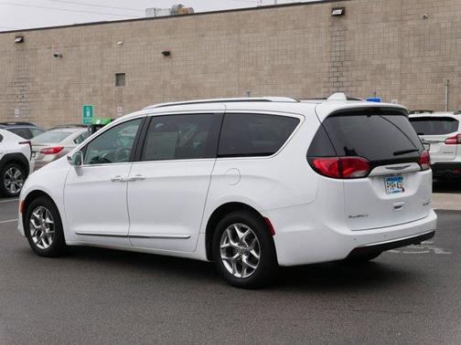 2018 Chrysler Pacifica Limited