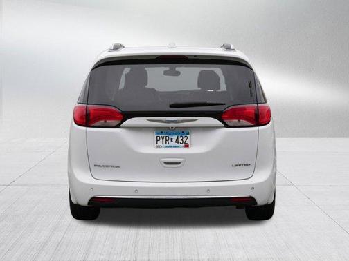 2018 Chrysler Pacifica Limited