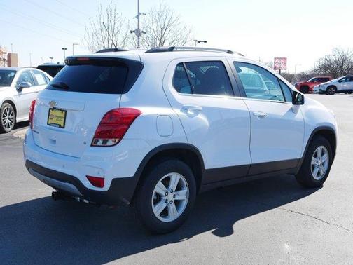 Summit White 2020 Chevrolet Trax LT