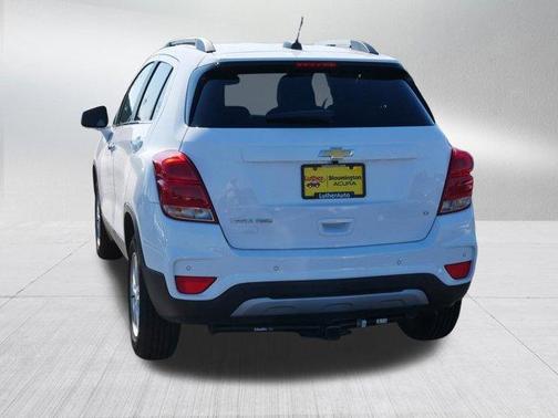 Summit White 2020 Chevrolet Trax LT