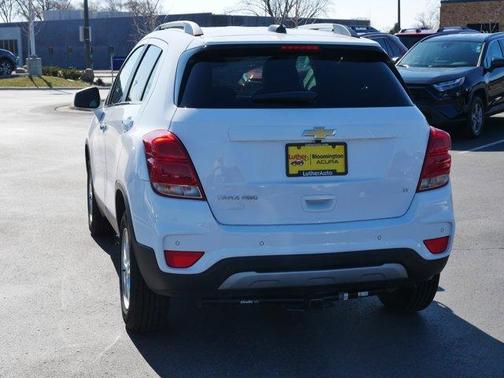 Summit White 2020 Chevrolet Trax LT