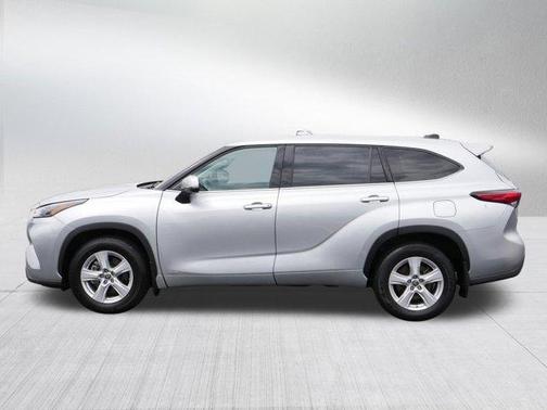 2022 Toyota Highlander Hybrid LE