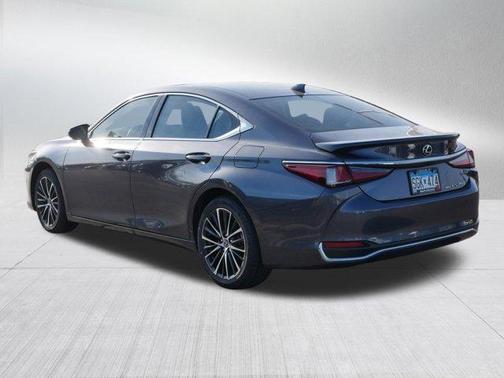 Cloudburst Gray 2024 Lexus ES 300h Luxury