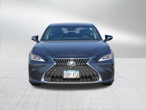 2024 Lexus ES 300h Luxury